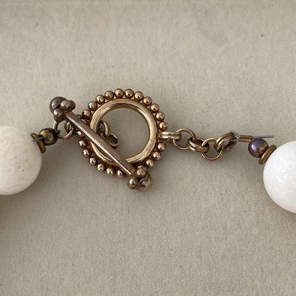Cream Natural Coral Necklace - Picture 5 of 6